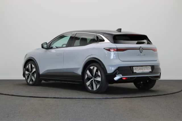 Renault Mégane E-Tech (2026) thumbnail 2