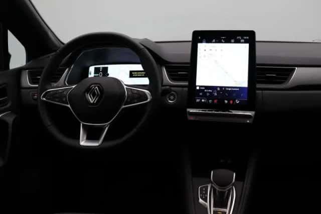 Renault Captur (2025) thumbnail 5