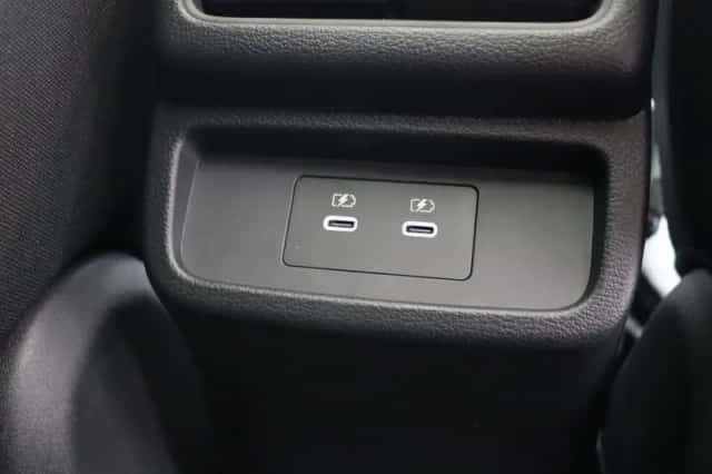 Nissan Leaf (2026) thumbnail 4