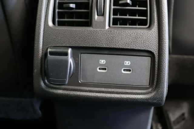 Renault Captur (2025) thumbnail 4