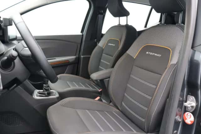 Dacia Sandero (2022) thumbnail 4
