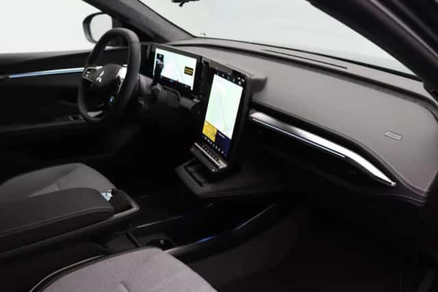 Mitsubishi Eclipse Cross (2026) thumbnail 5