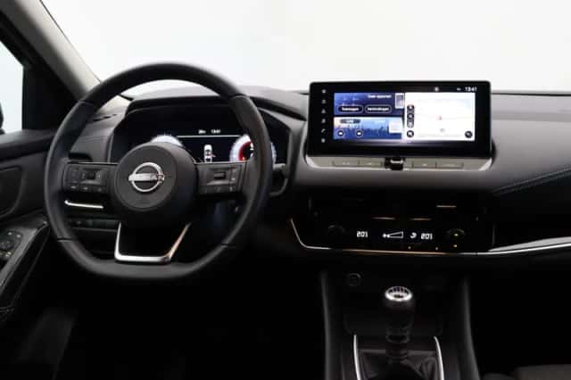 Nissan Qashqai (2023) thumbnail 5