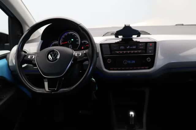 Volkswagen E-up! (2020) thumbnail 5