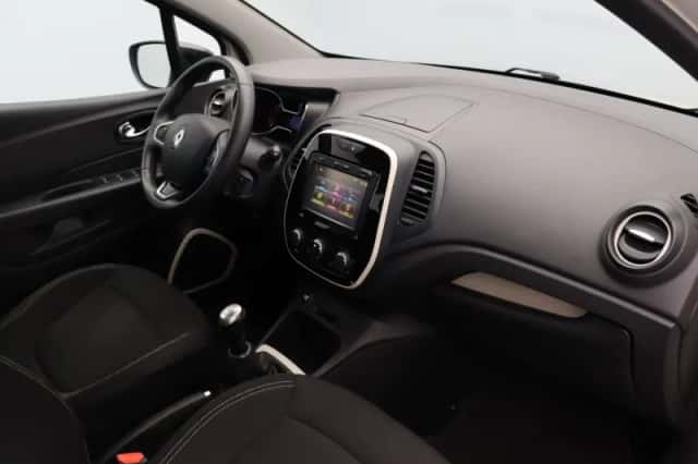 Renault Captur (2017) thumbnail 5