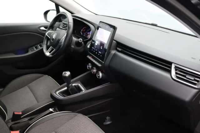 Renault Clio (2019) thumbnail 5