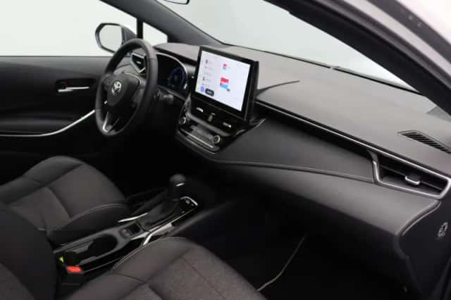 Toyota Corolla (2025) thumbnail 4