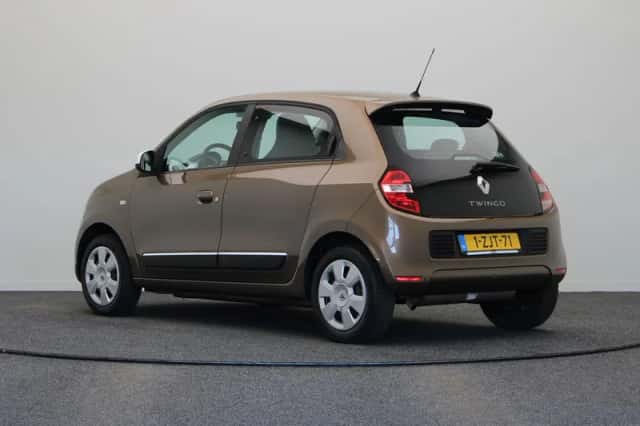 Renault Twingo (2015) thumbnail 2