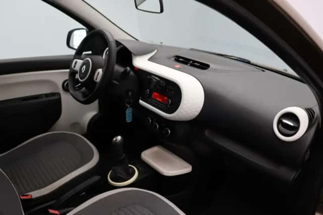 Renault Twingo (2015) thumbnail 5