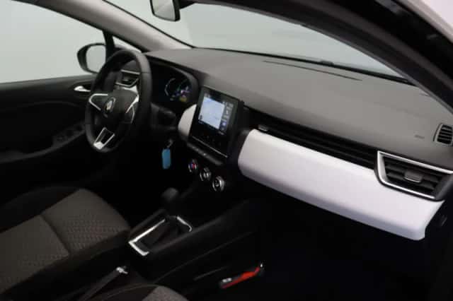 Renault Clio (2022) thumbnail 5