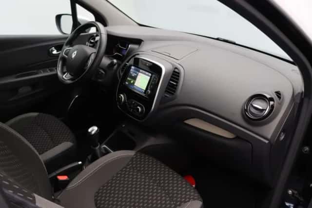 Renault Captur (2019) thumbnail 5