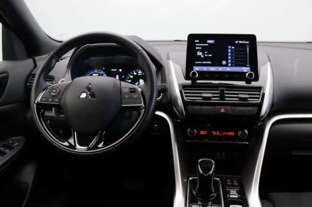 Mitsubishi Eclipse Cross (2022) thumbnail 4
