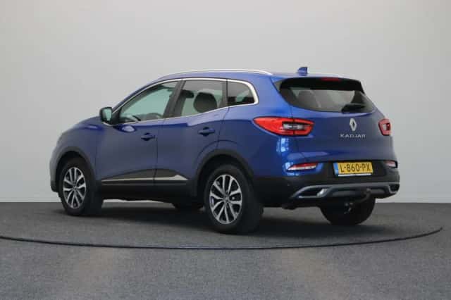 Renault Kadjar (2021) thumbnail 2