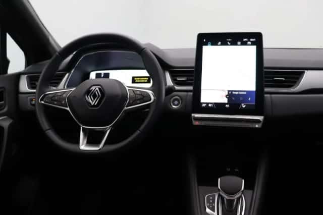 Renault Captur (2025) thumbnail 5