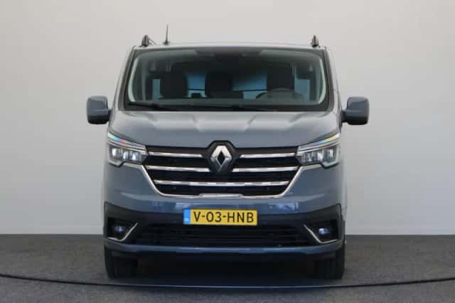 Renault Trafic (2024) thumbnail 6