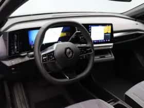 Renault Mégane E-Tech (2025) thumbnail 17