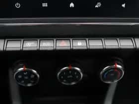 Renault Clio (2025) thumbnail 8