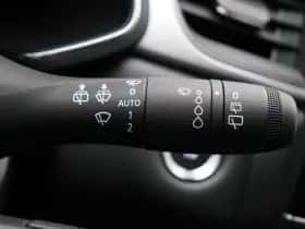 Renault Captur (2024) thumbnail 24