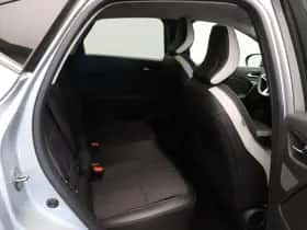 Renault Captur (2024) thumbnail 8
