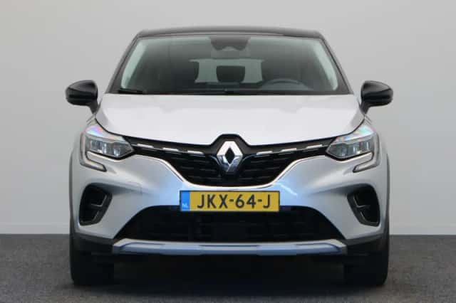 Renault Captur (2024) thumbnail 6