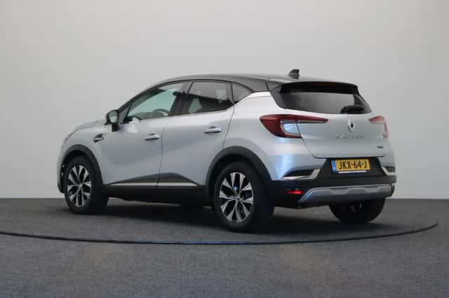 Renault Captur (2024) thumbnail 2