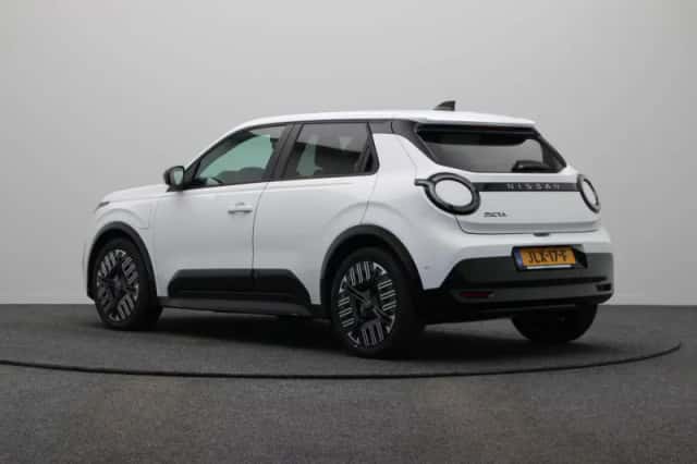 Nissan Micra (2025) thumbnail 2