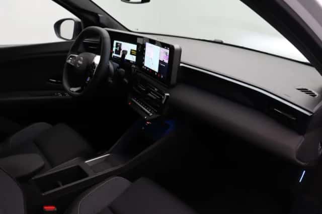 Nissan Micra (2025) thumbnail 5