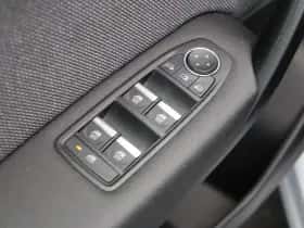 Renault Captur (2024) thumbnail 41