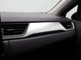 Renault Captur (2024) thumbnail 37