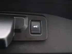 Renault Austral (2024) thumbnail 17