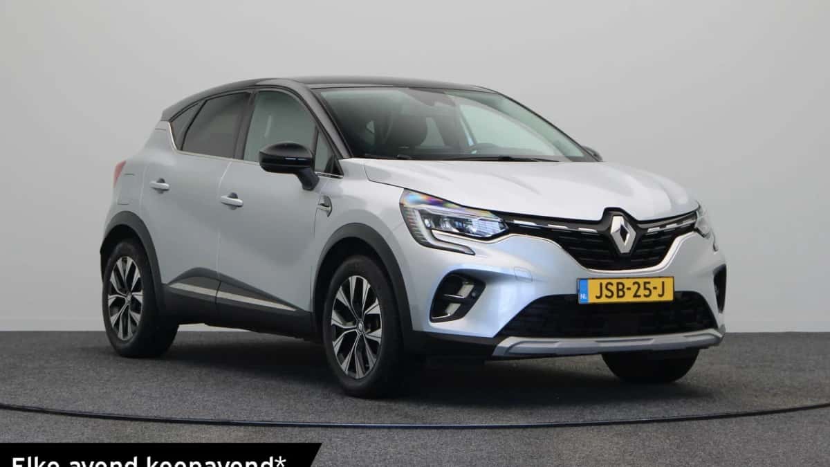Renault Captur (2024) — foto 1