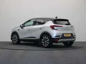 Renault Captur (2024) thumbnail 2