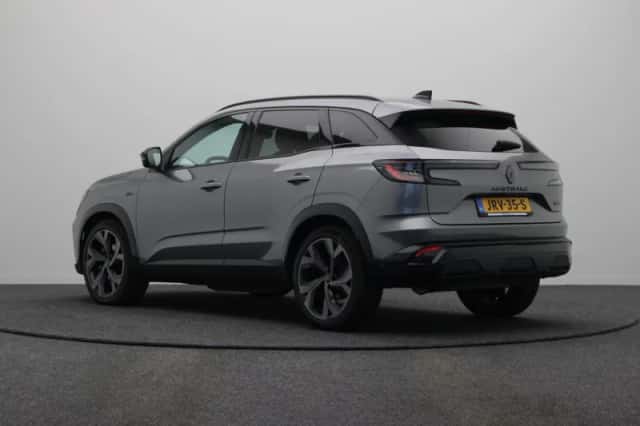 Renault Austral (2024) thumbnail 2