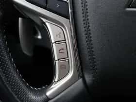 Mitsubishi Outlander (2018) thumbnail 23