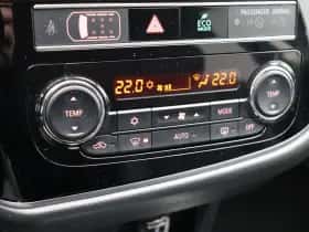 Mitsubishi Outlander (2018) thumbnail 34