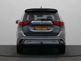 Mitsubishi Outlander (2018) thumbnail 7