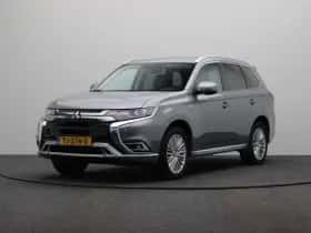 Mitsubishi Outlander (2018) thumbnail 10