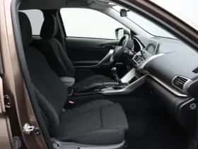 Mitsubishi Eclipse Cross (2019) thumbnail 14