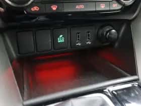 Mitsubishi Eclipse Cross (2019) thumbnail 28