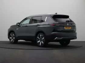 Mitsubishi Outlander (2025) thumbnail 2