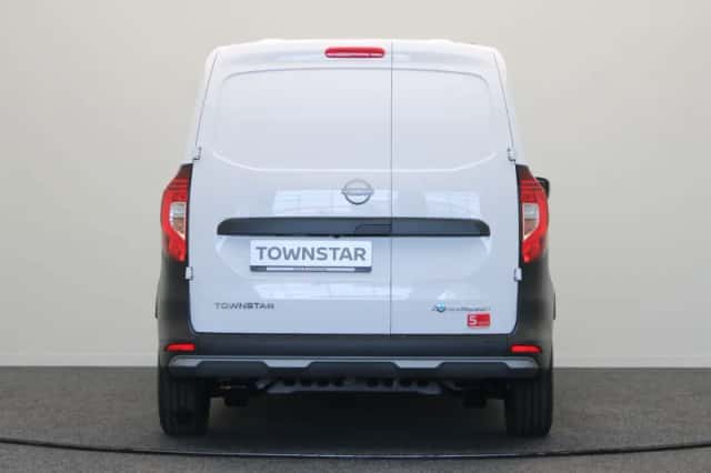 Nissan Townstar (2026) thumbnail 3