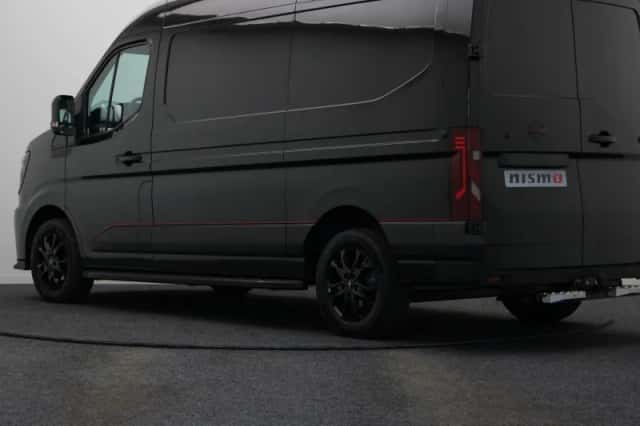 Nissan Interstar (2026) thumbnail 2