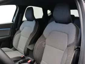 Renault Captur (2024) thumbnail 38