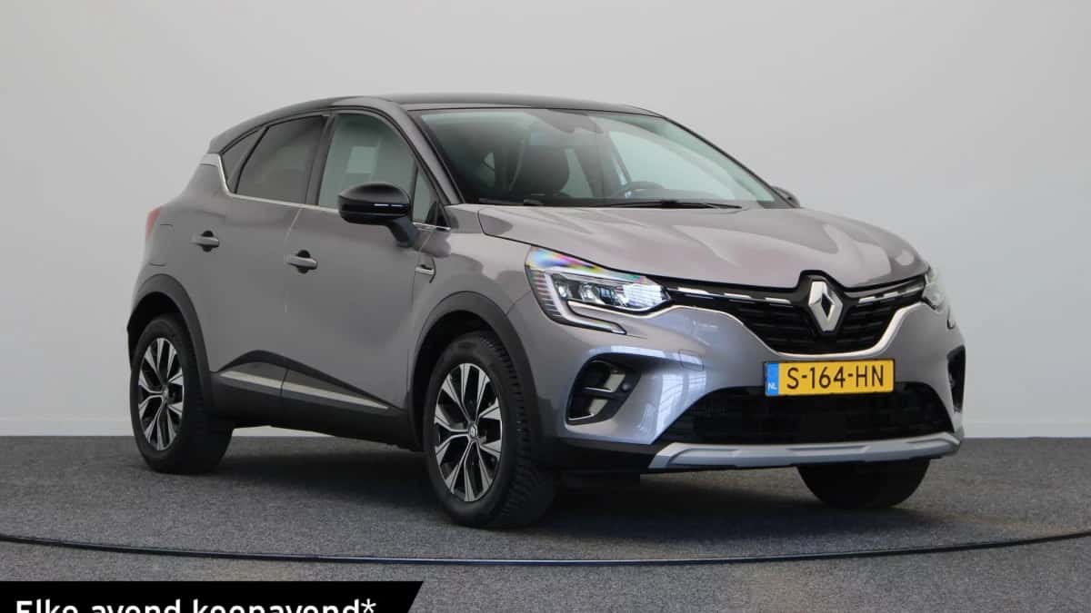 Renault Captur (2023) — foto 1