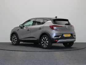 Renault Captur (2023) thumbnail 2