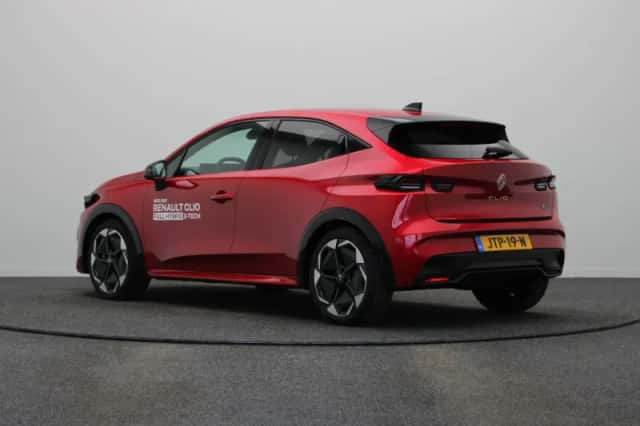 Renault Clio (2026) thumbnail 2