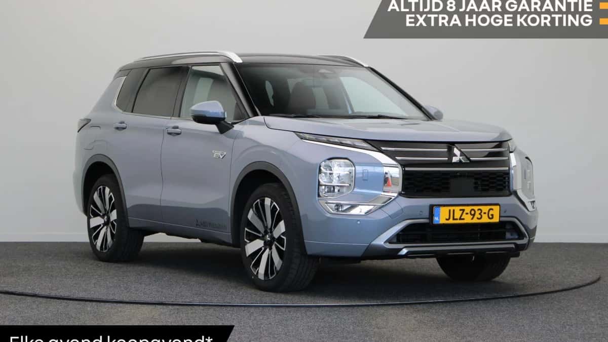 Mitsubishi Outlander (2025) — foto 1
