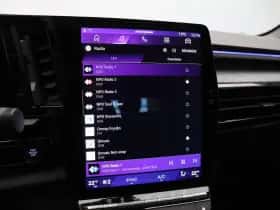 Renault Austral (2024) thumbnail 35