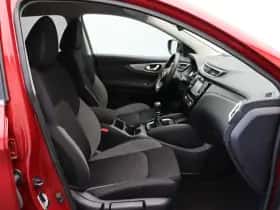 Nissan Qashqai (2018) thumbnail 14