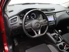 Nissan Qashqai (2018) thumbnail 16